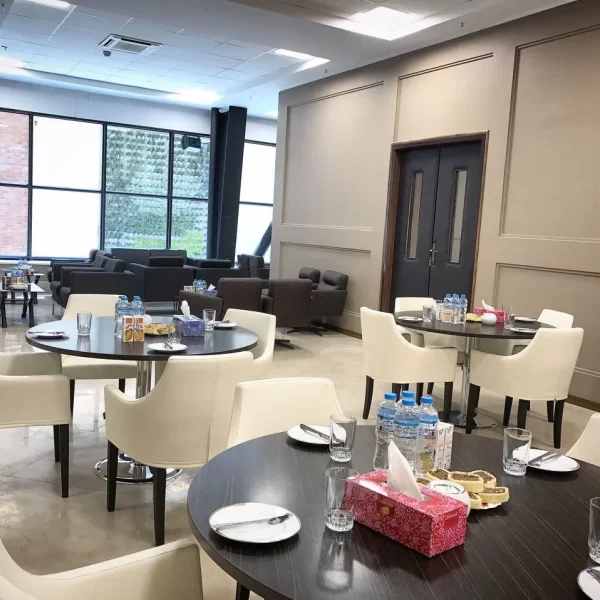 Hall 5 B2B Meeting Area Room