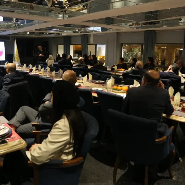 تقدیر بانیان امید برگزارکننده نمایشگاه رنگ و رزین از حامیان تشکلی مالی و معنوی 1402