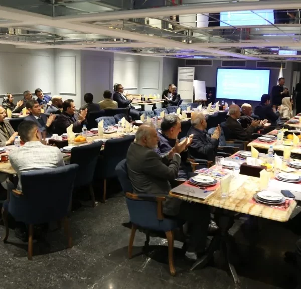 تقدیر بانیان امید برگزارکننده نمایشگاه رنگ و رزین از حامیان تشکلی مالی و معنوی 1402