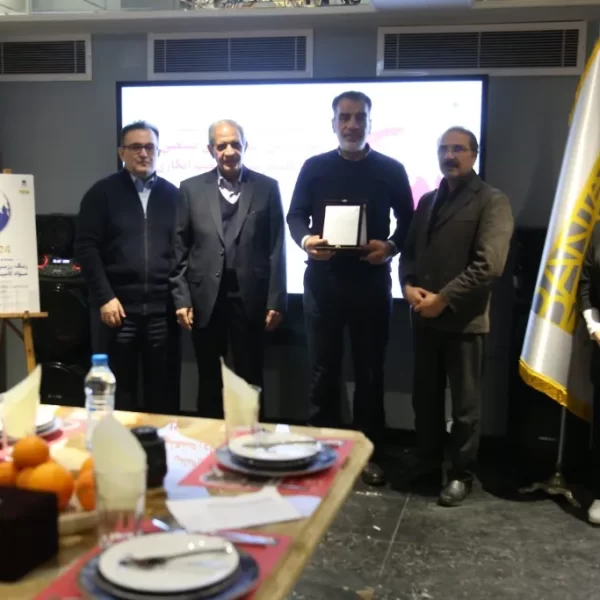 تقدیر بانیان امید برگزارکننده نمایشگاه رنگ و رزین از حامیان تشکلی مالی و معنوی 1402