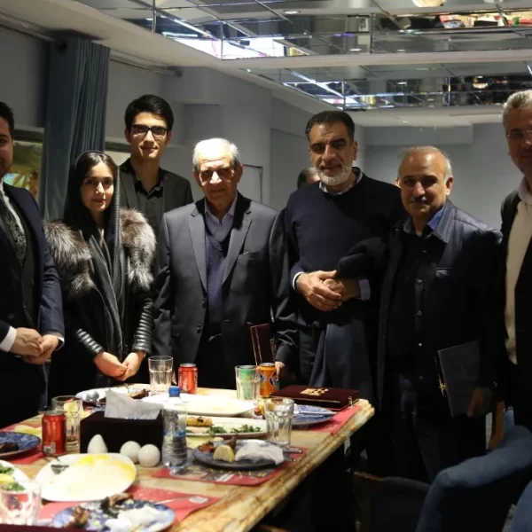 تقدیر بانیان امید برگزارکننده نمایشگاه رنگ و رزین از حامیان تشکلی مالی و معنوی 1402